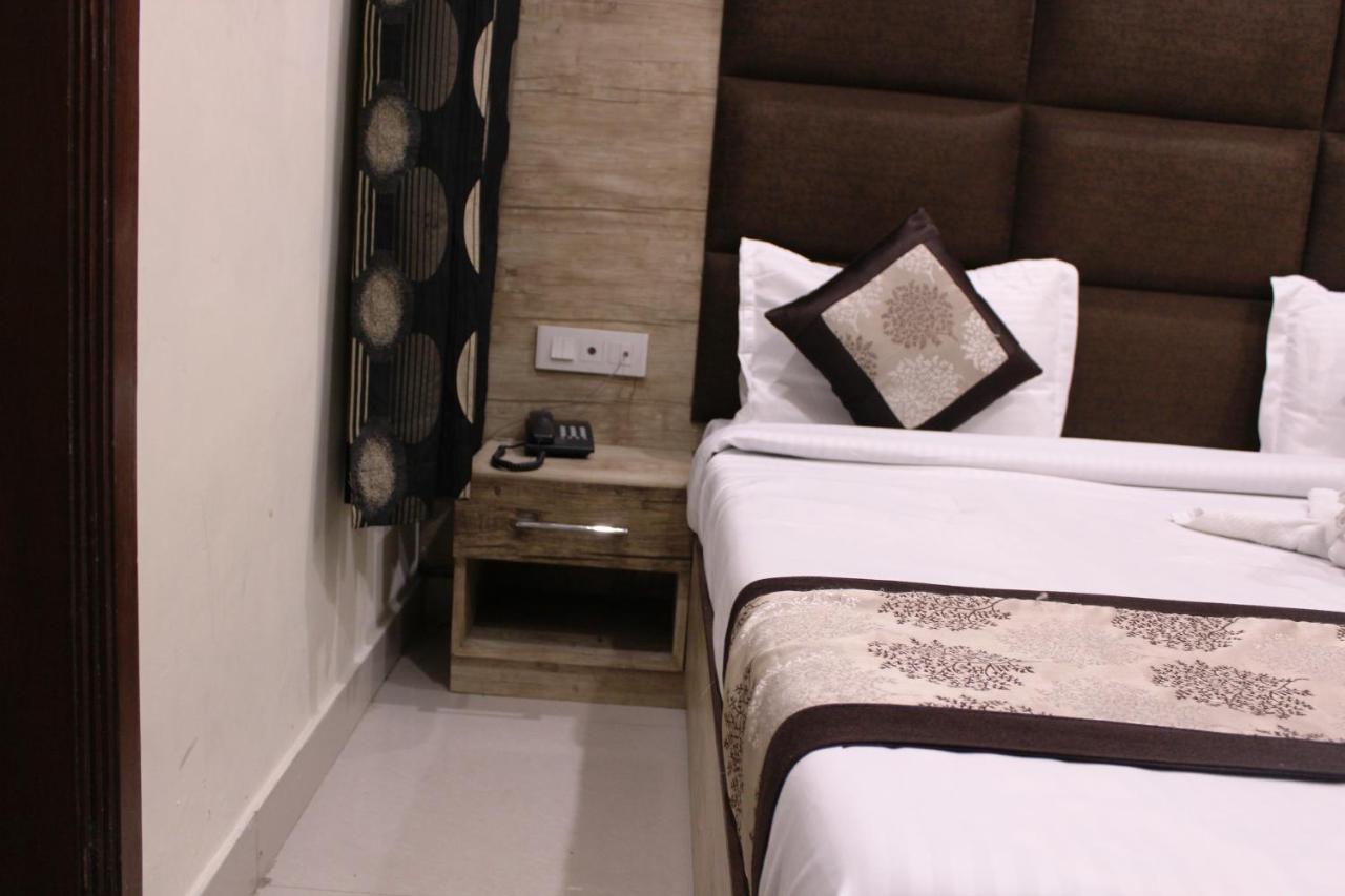 Shree Krishna Hotels Amritsar Dış mekan fotoğraf